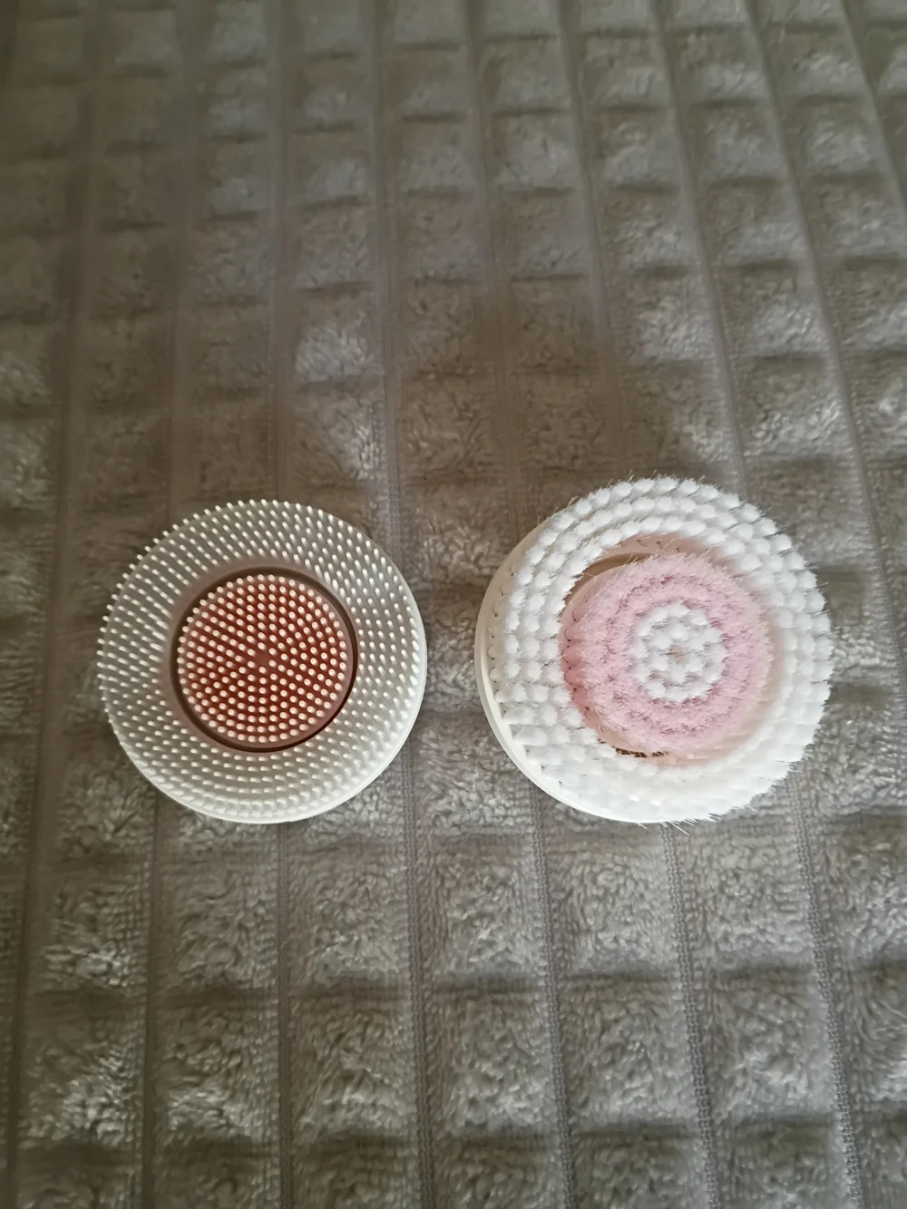 PURTIF Electric Facial Cleansing Brush NEW + 2 Extra Brush Heads